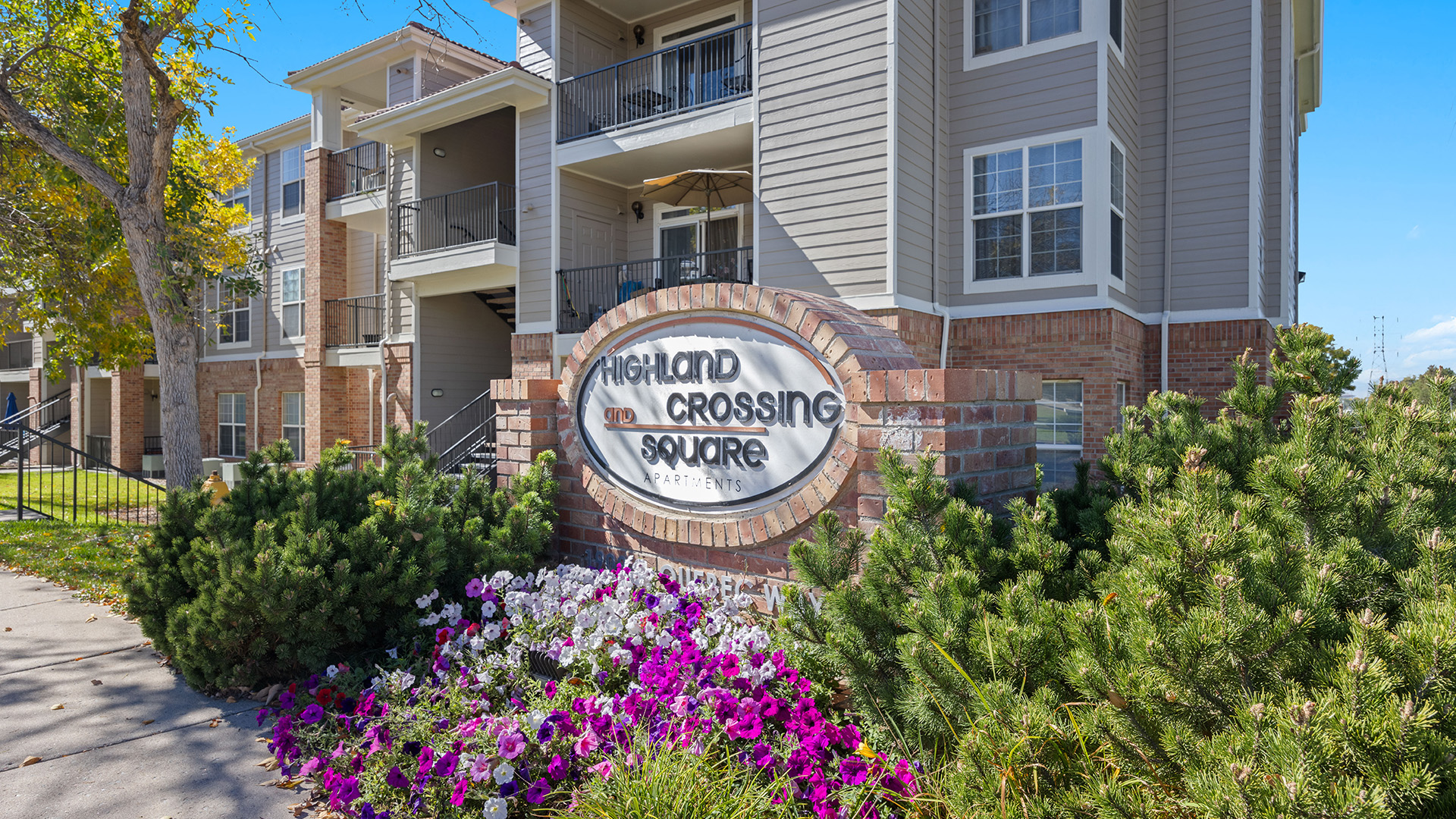 Highland Square Crossing Denver CO - apartments 80231
