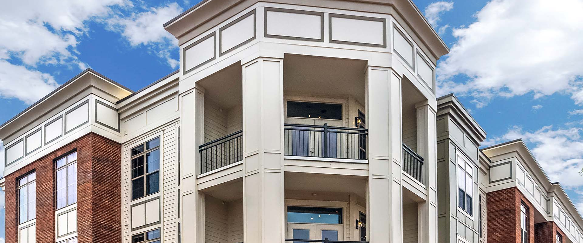 Rea Farms luxury apartments - The Links Rea Farms exterior