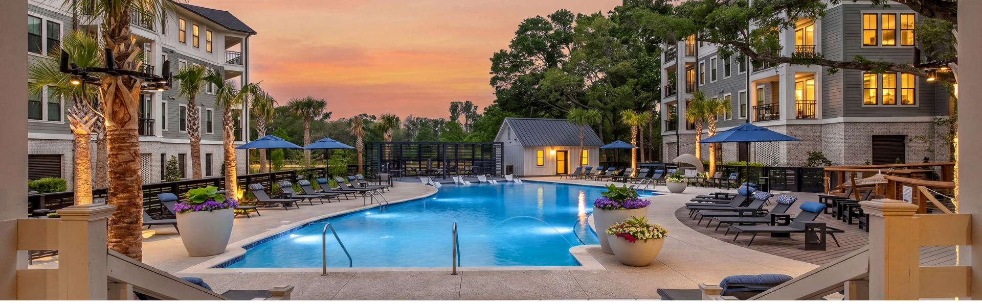 New Charleston Apartments - The Henslow Daniel Island - Pool