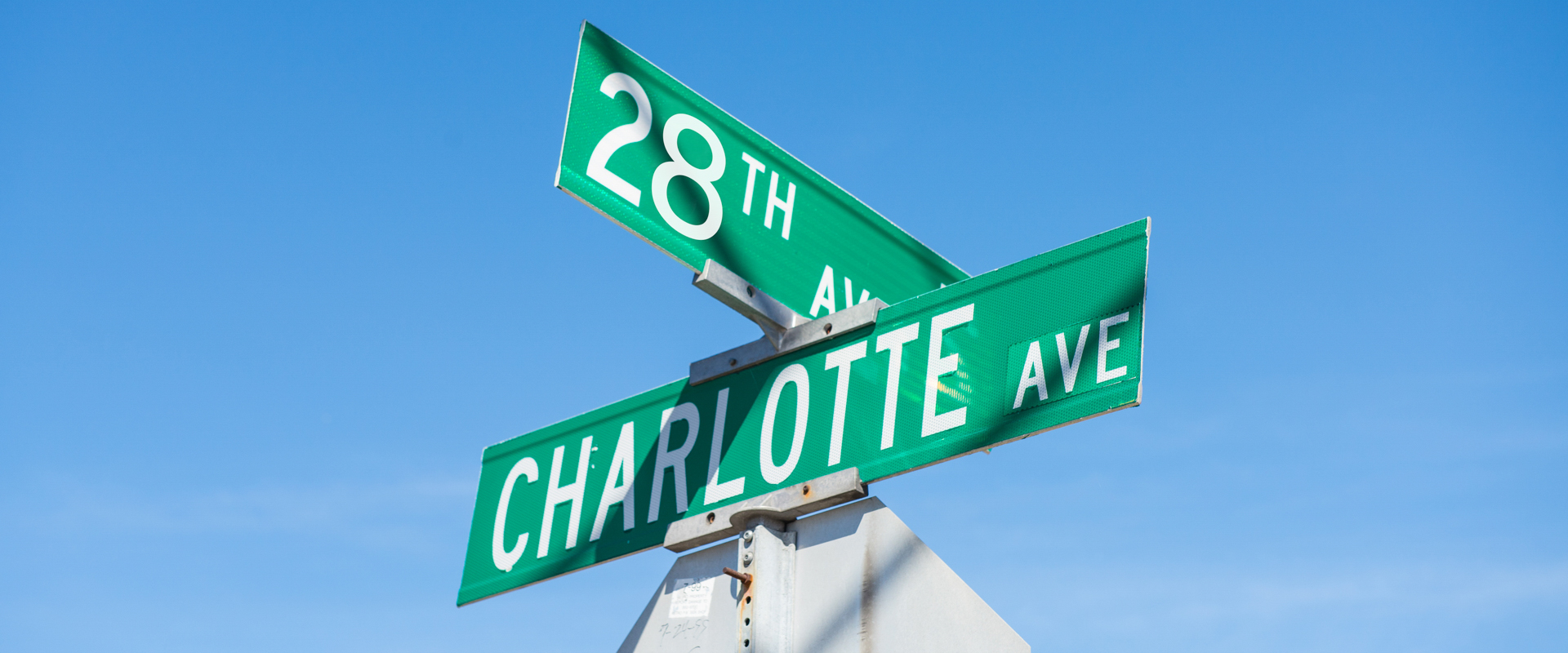 2700 Charlotte Avenue Apartments - Nashville, TN - map logo