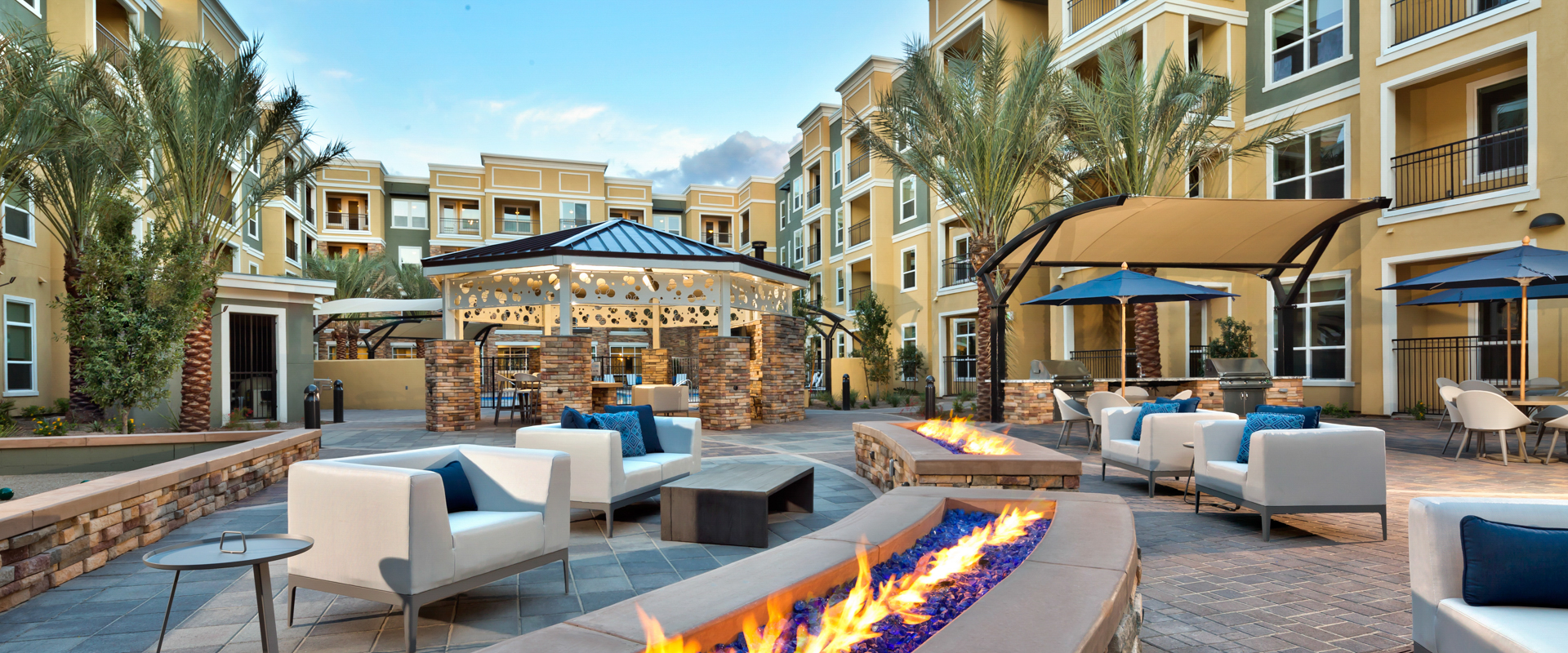 Arcadia Apartments for Rent in Phoenix - District at Biltmore - Exterior
