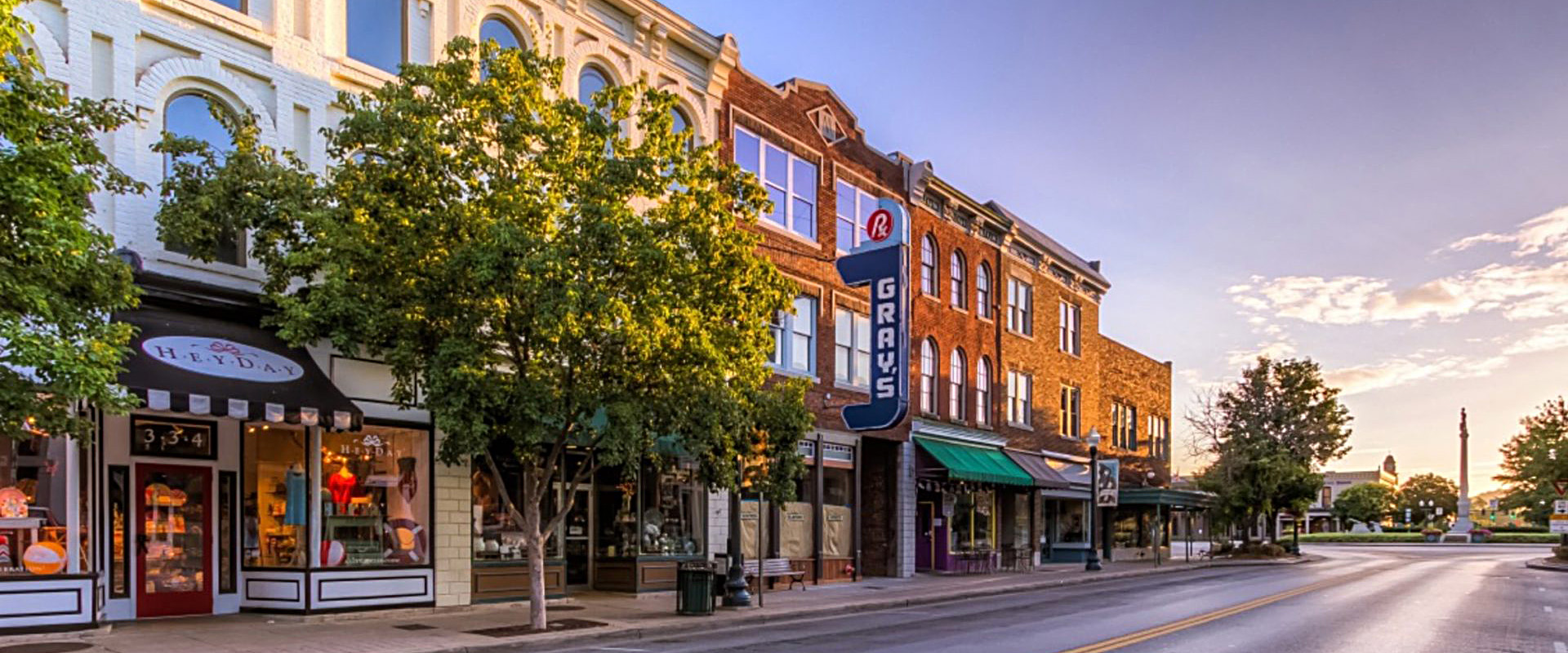 Cadence Cool Springs - Apartments in Franklin, TN - Pool