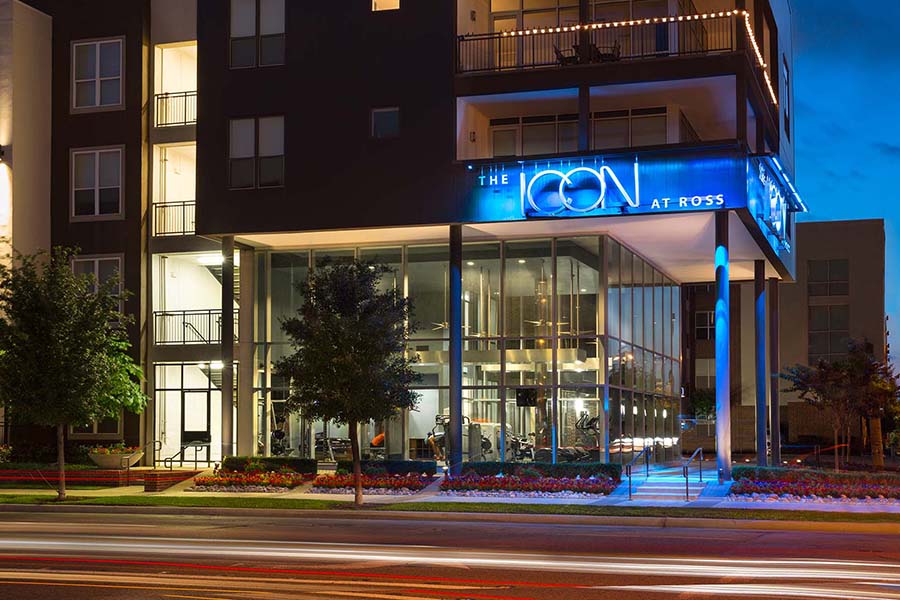 Dallas Arts District Apartments - The Icon at Ross - Exterior