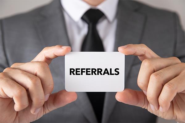 Strata Apartments offers Rentgrata resident referral rewards for residents | Apartments in Dallas, TX