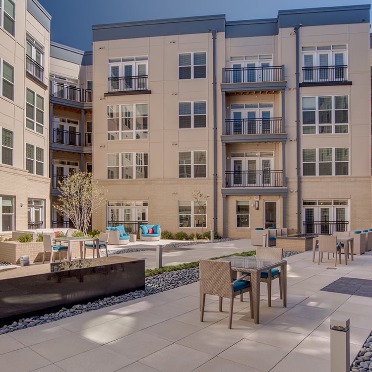 Pet Friendly Apartments in Rockville, MD - Mallory Square - Online Reviews