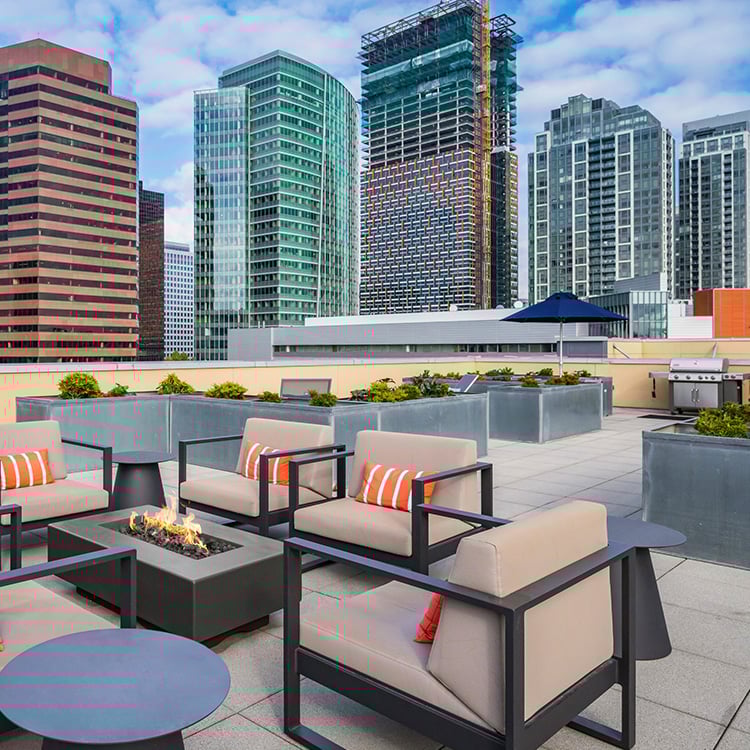 Metro 112 Apartments in Bellevue, WA - rooftop view