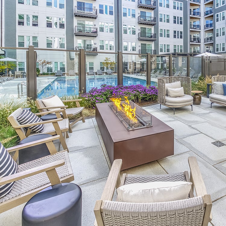 Pet Friendly Apartments in Herndon, VA - Passport Apartments - Online Reviews