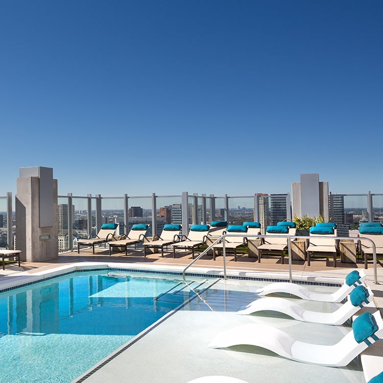 SkyHouse River Oaks Apartments Reviews