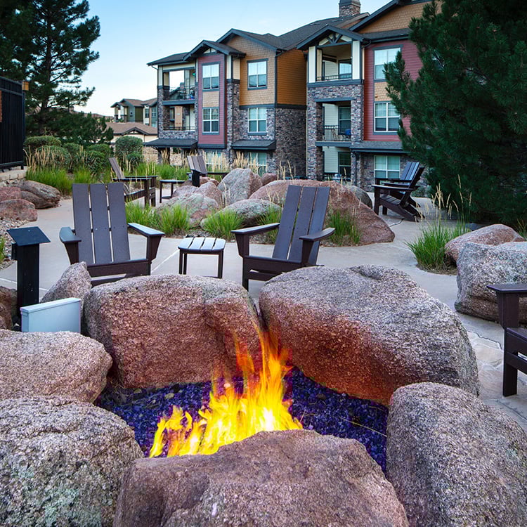 Apartments for rent near Saddle Rock Golf Course - The Sanctuary At Tallyn's Reach firepit