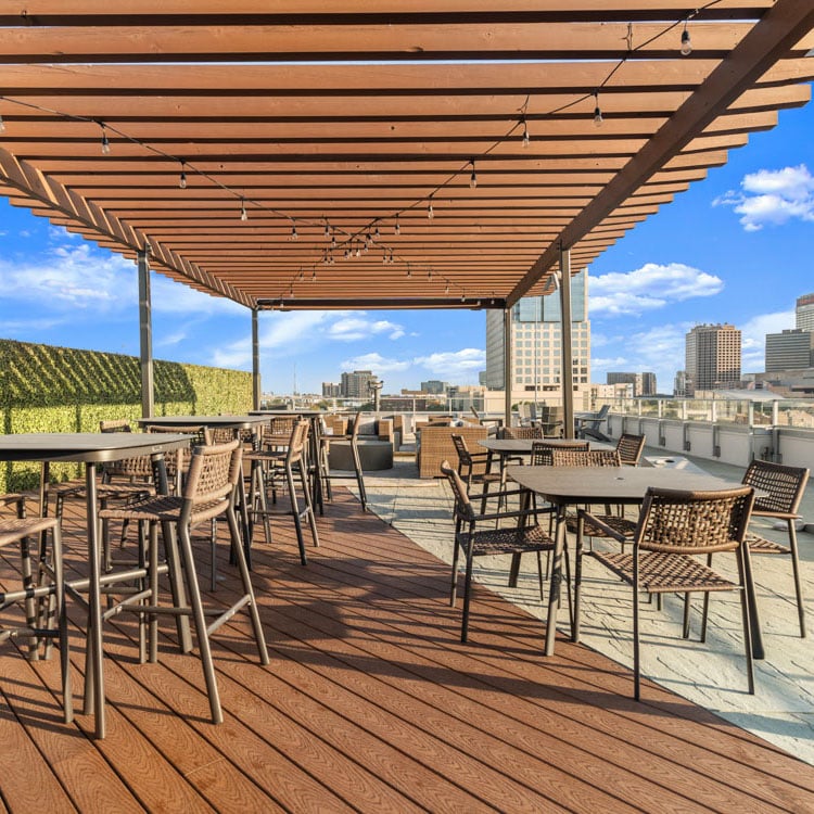 Stella Dallas Uptown Apartments Reviews