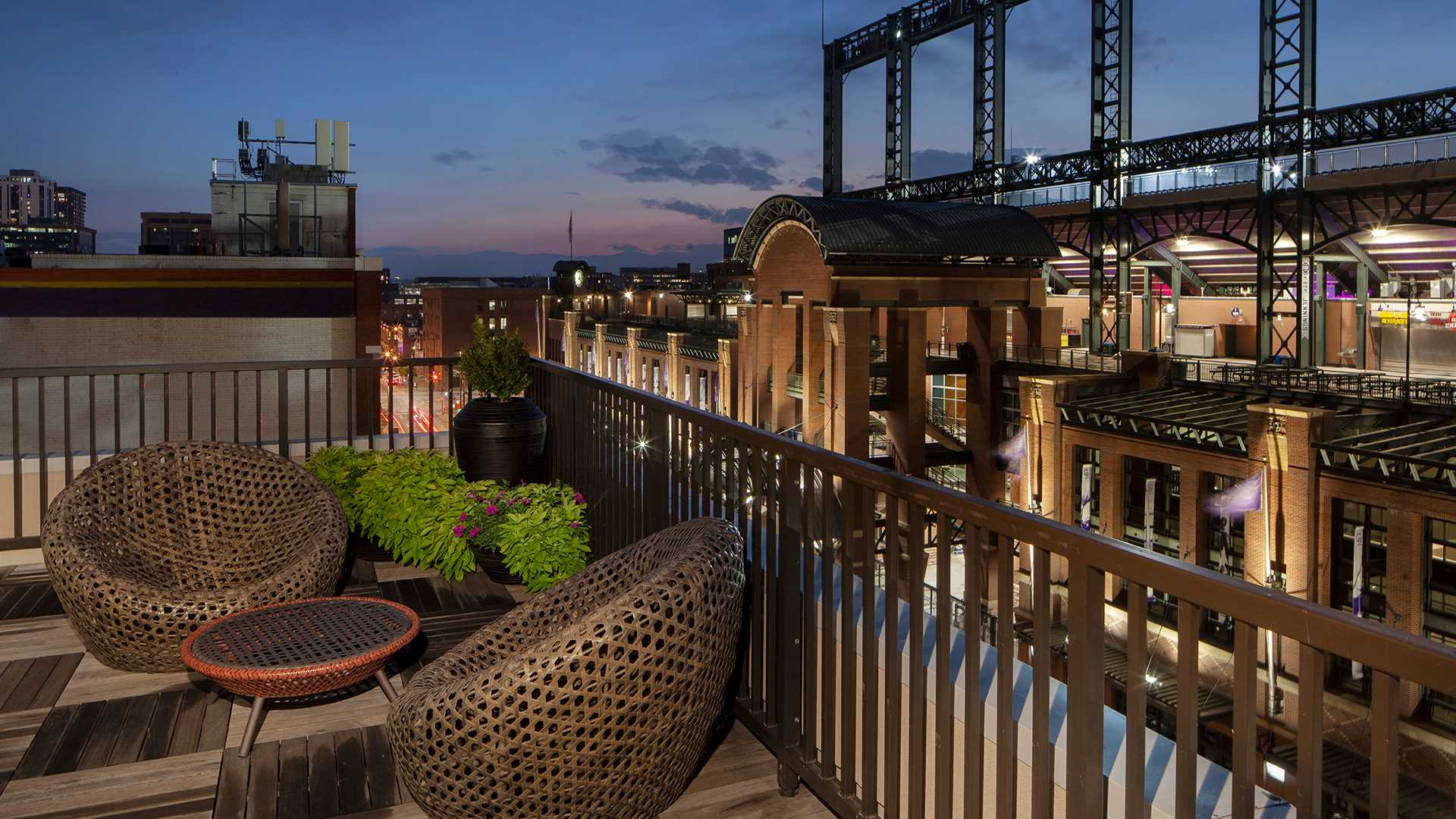 Ballpark Apartments in Denver, CO The Battery on Blake Street