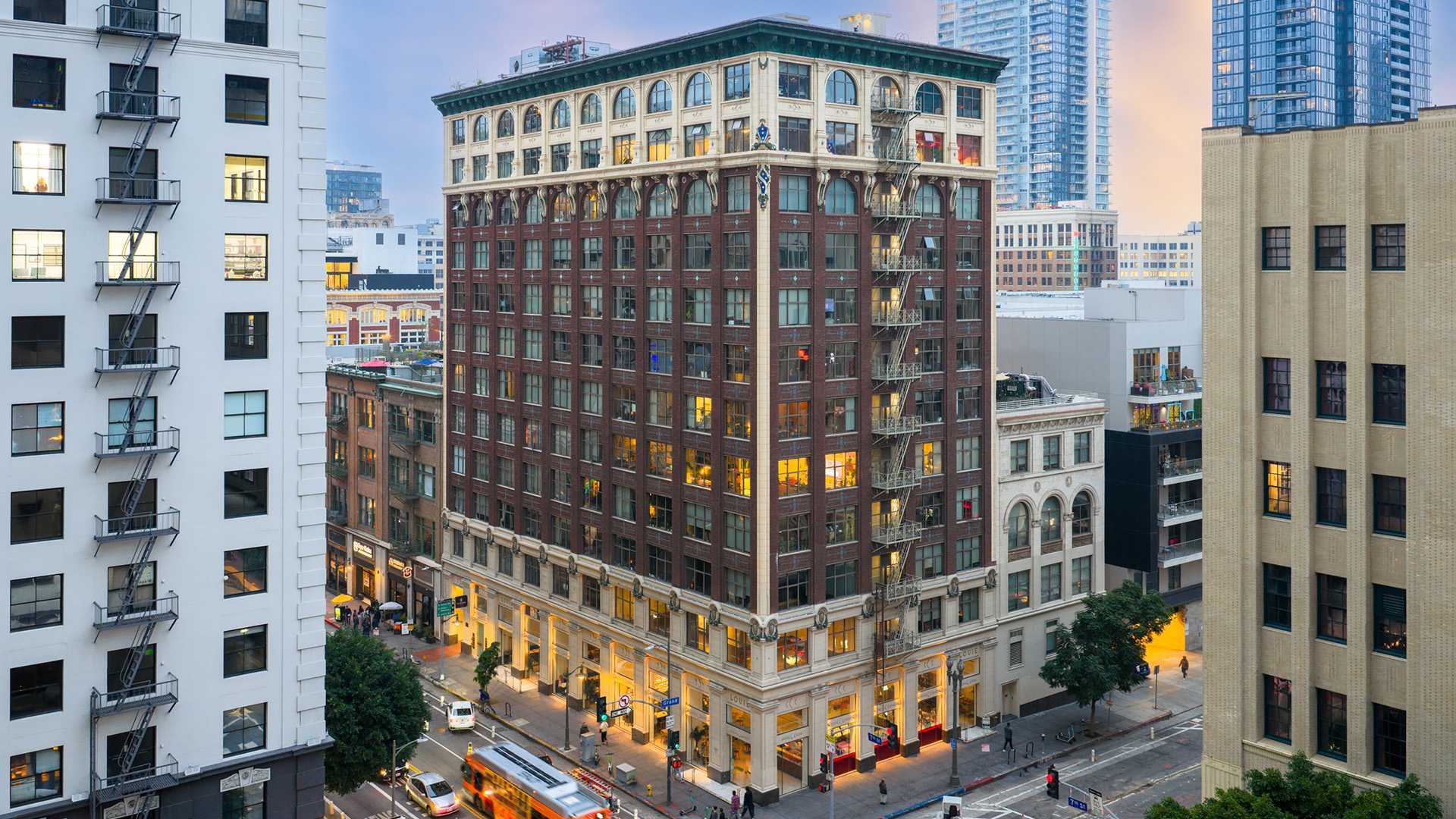 The Brockman Lofts Apartments in DTLA - Exterior