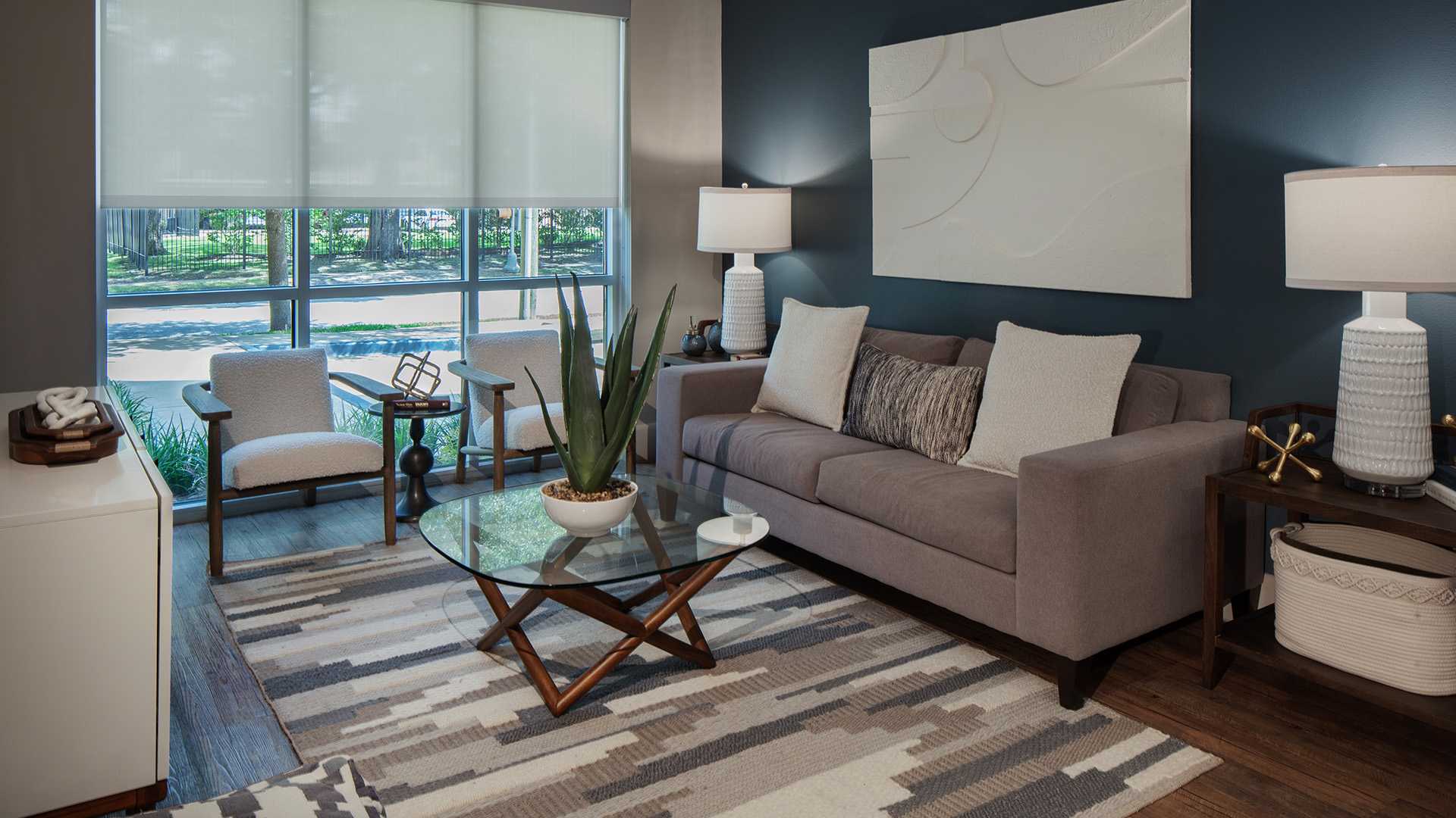 Rice Village Apartments in Houston - District at Greenbriar - Living Room