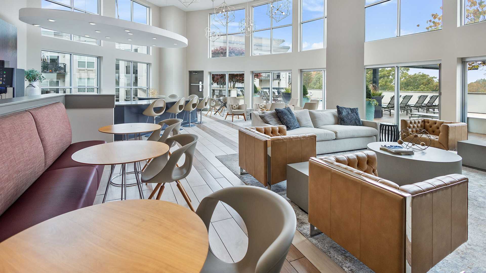 Apartment complexes in Charlotte NC near BofA - The Encore SouthPark - rooftop club and lounge