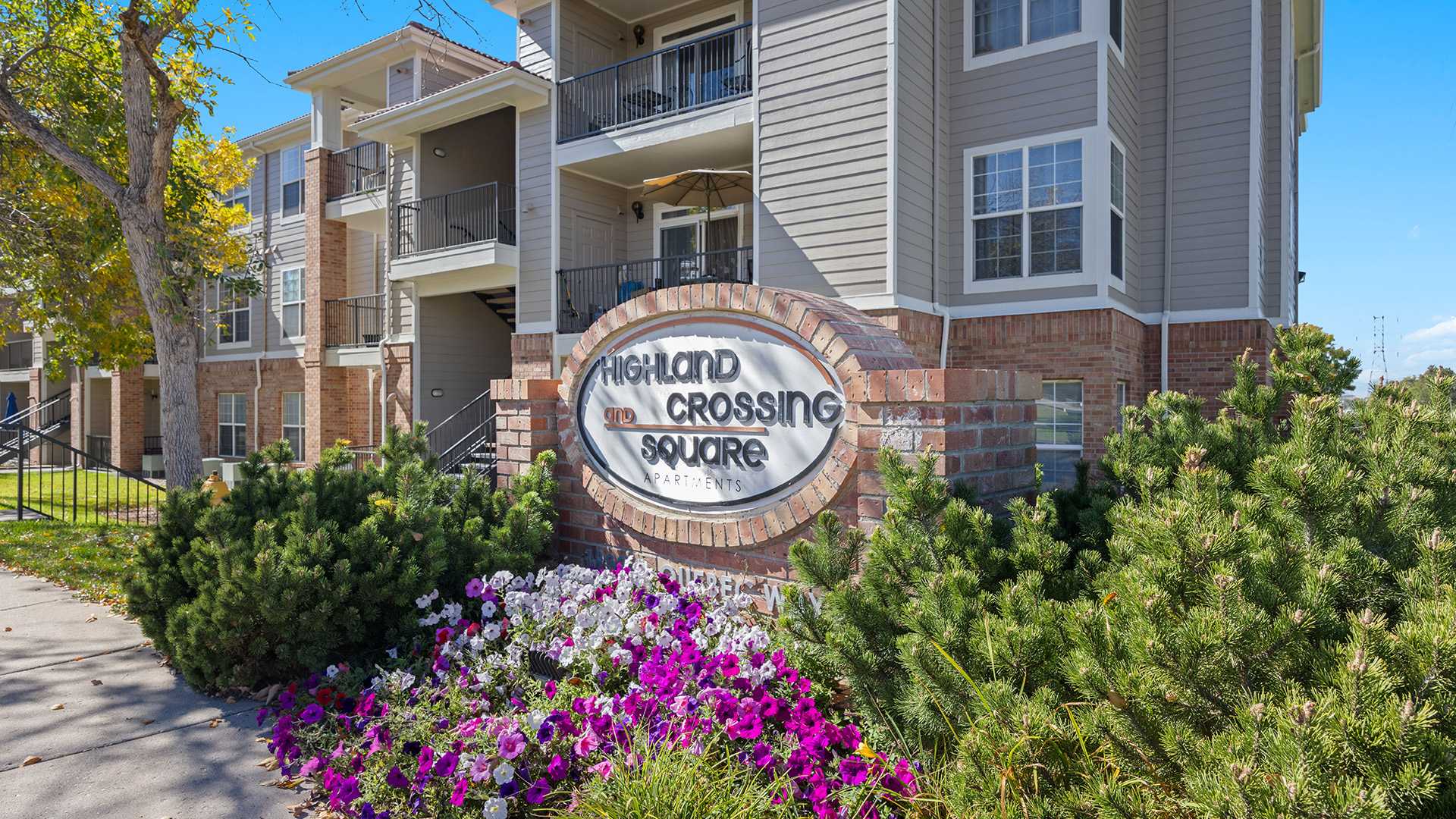 Highland Square Crossing Entry Monument Denver CO - apartments near 80231
