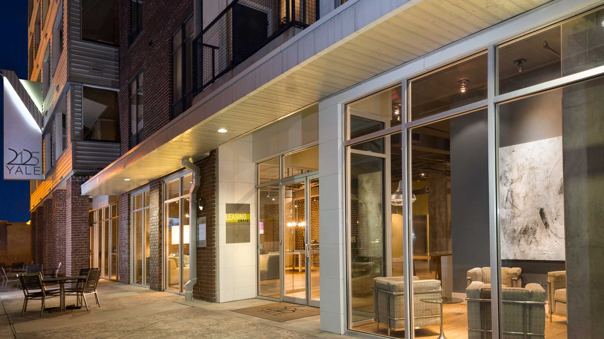 Houston Heights Apartments 2125 Yale Houston, Texas