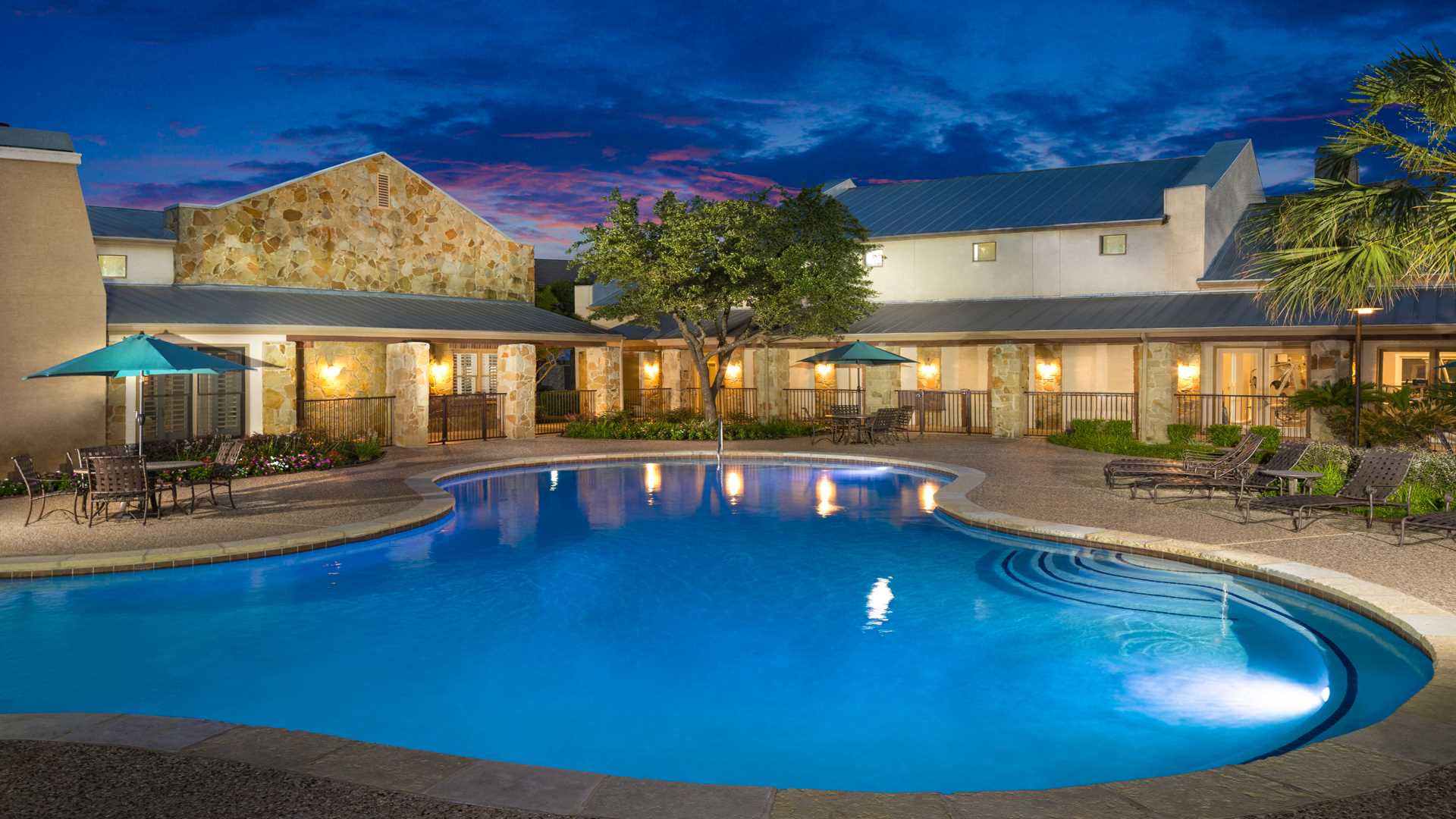 Ridge At North Texas Apartments