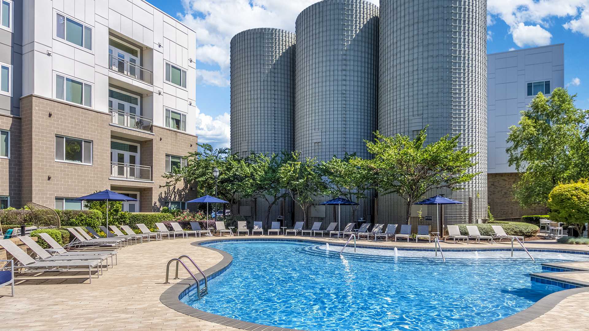 Apartments in South End Charlotte NC - Silos South End - Club Room and Billiards