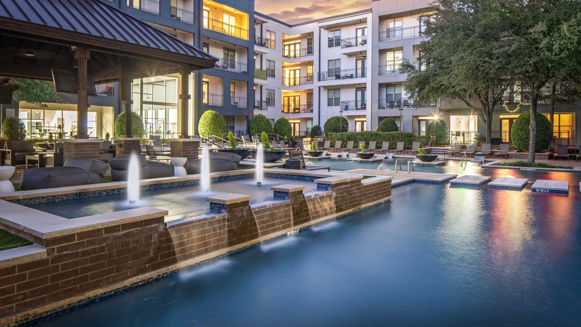 Dallas Apartments for Rent - Strata - home page