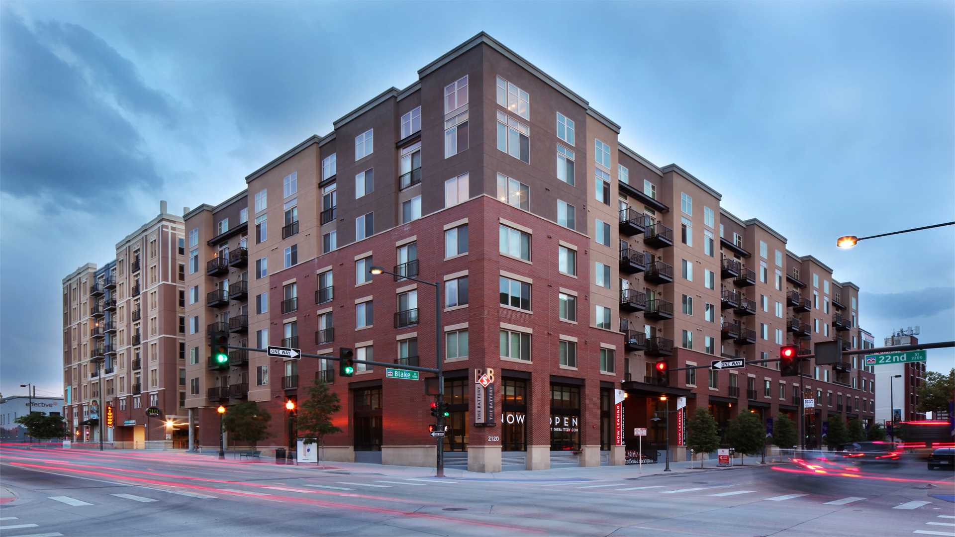 Ballpark Apartments in Denver, CO The Battery on Blake Street