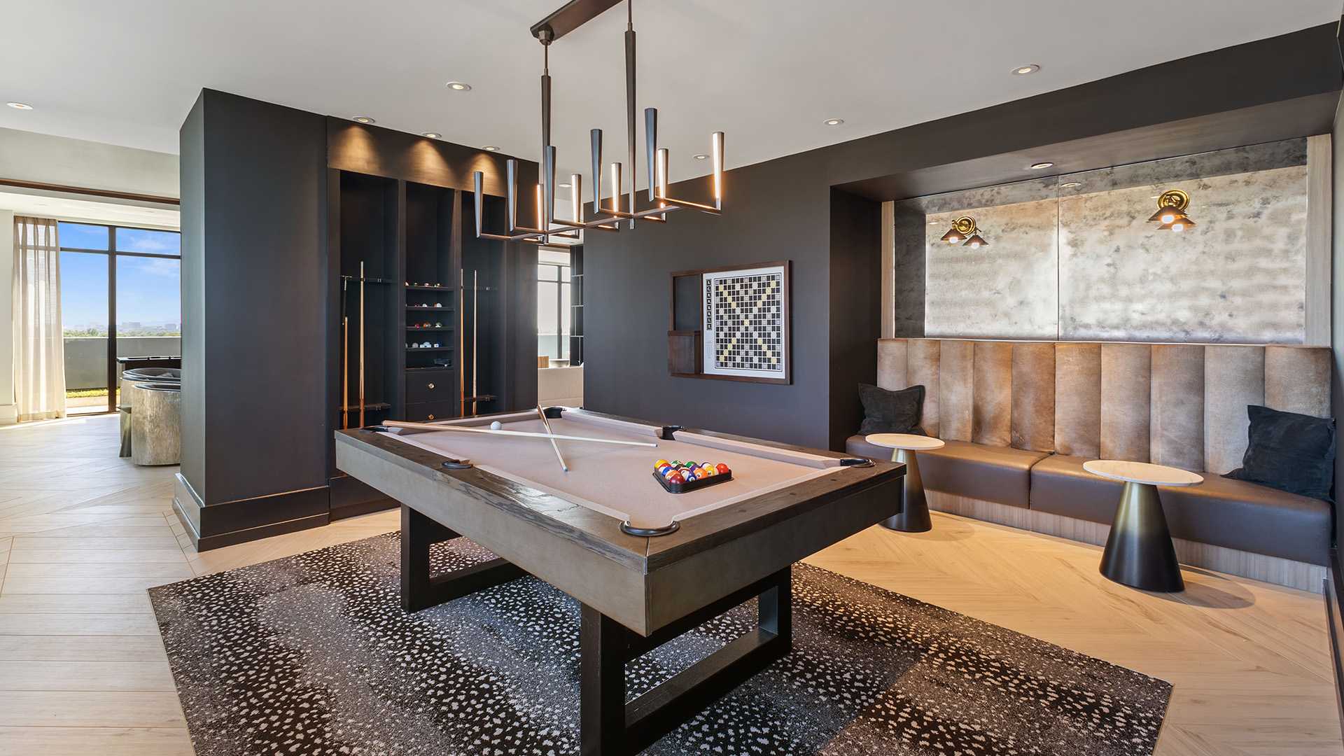 1 Bedroom Apartments Bethesda - The Camille Apartments - SkyLounge
