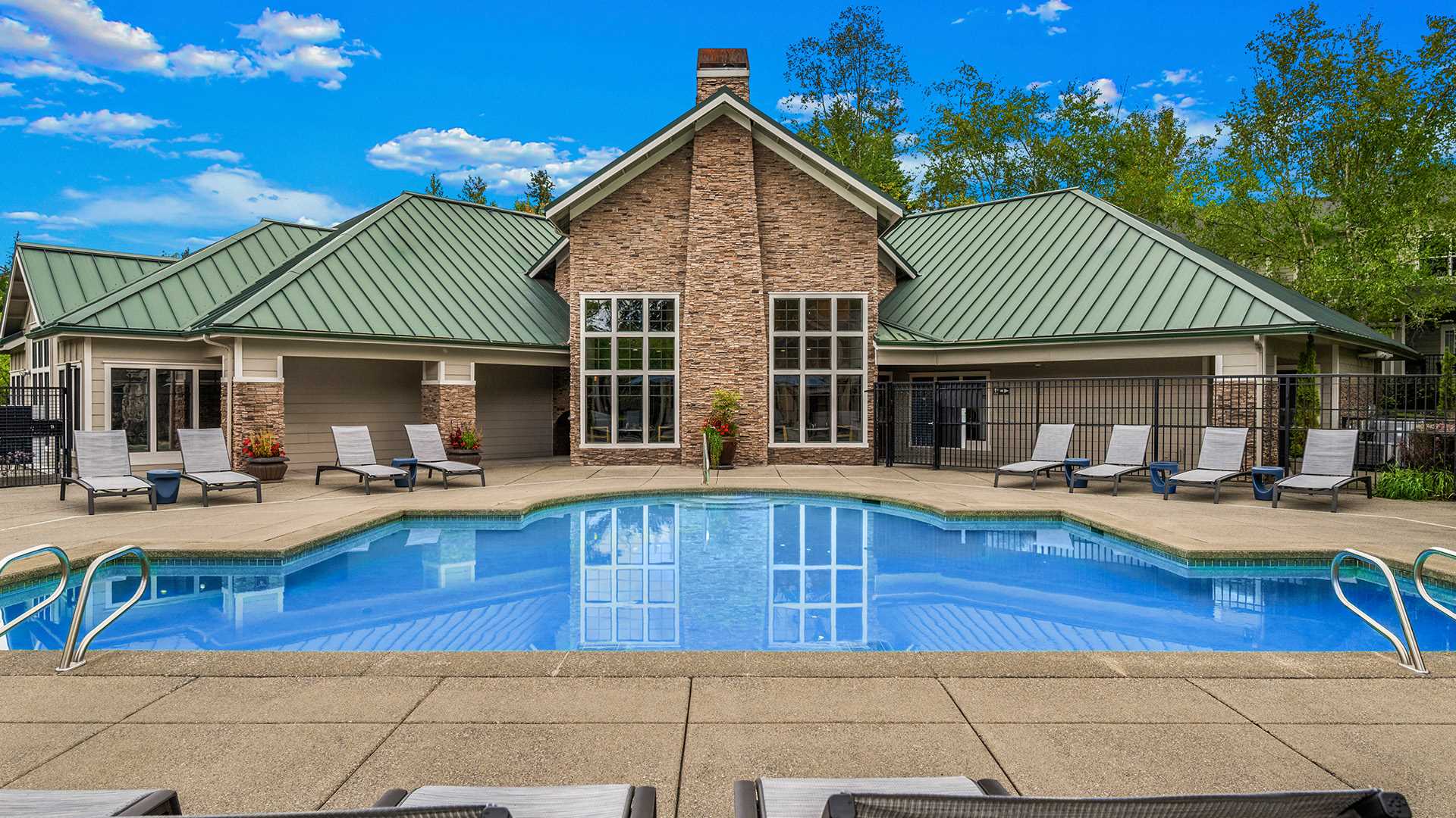 Redmond, Washington Apartments for Rent | The Lodge at Redmond Ridge