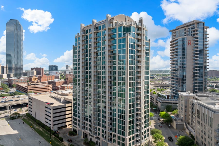 SkyHouse Dallas Apartments Victory Park - Dallas, TX