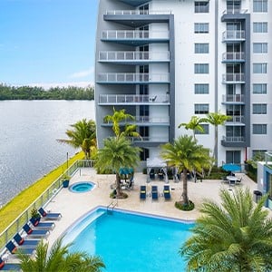 LaVida Apartments - Miami