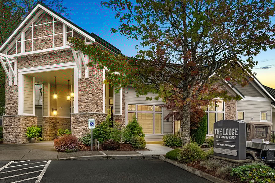 Redmond, Washington Apartments | The Lodge at Redmond Ridge