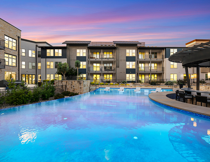 Austin Apartments in The Domain - SkyHouse Austin - Pool